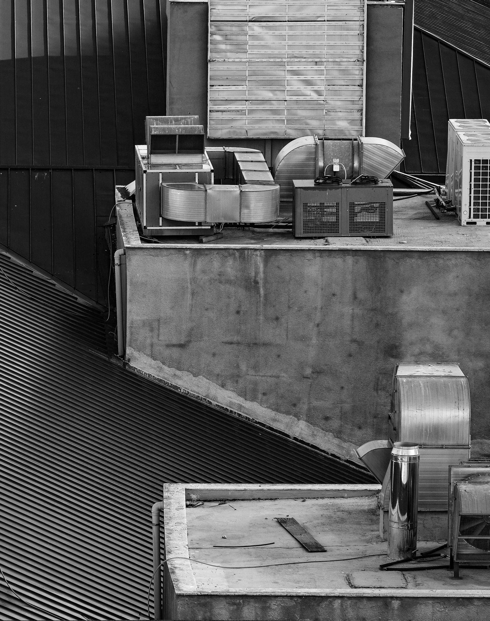 Rooftop HVAC equipment maintained in Perth's northern suburbs