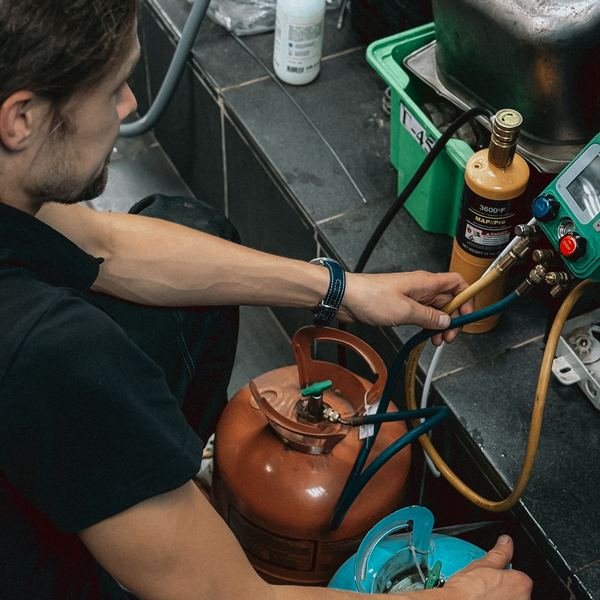 Refrigerant service on air conditioning system Perth